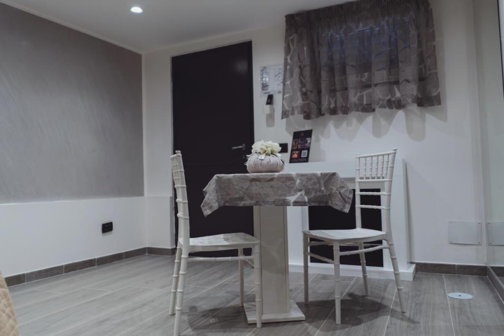 Dl Luxury B&B Naples Room photo
